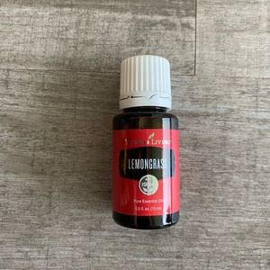 Lemongrass essential oil